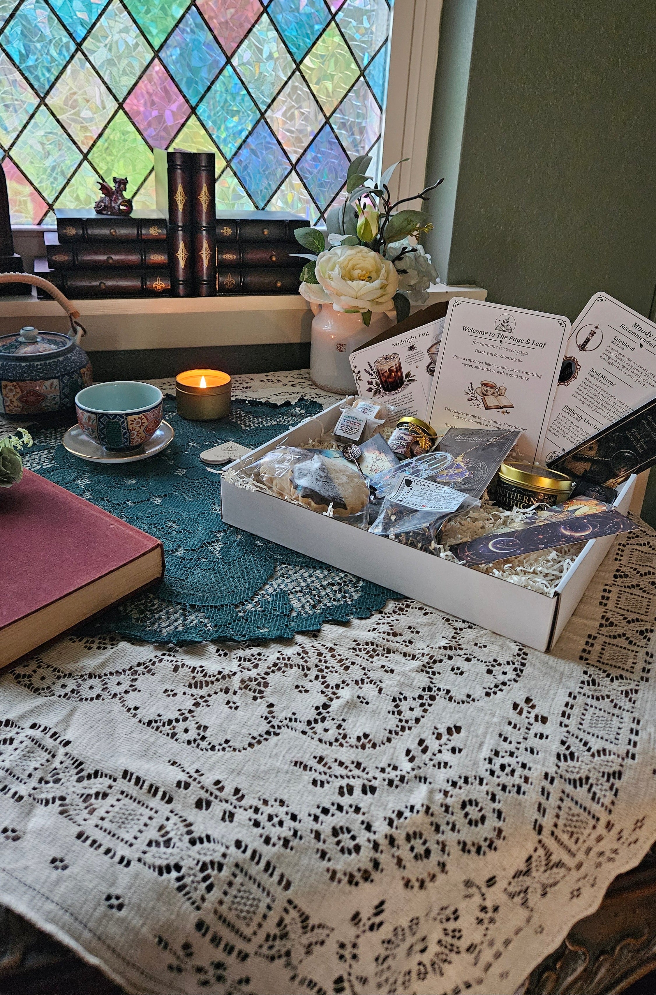 Moody Noir | Reading Ritual Box